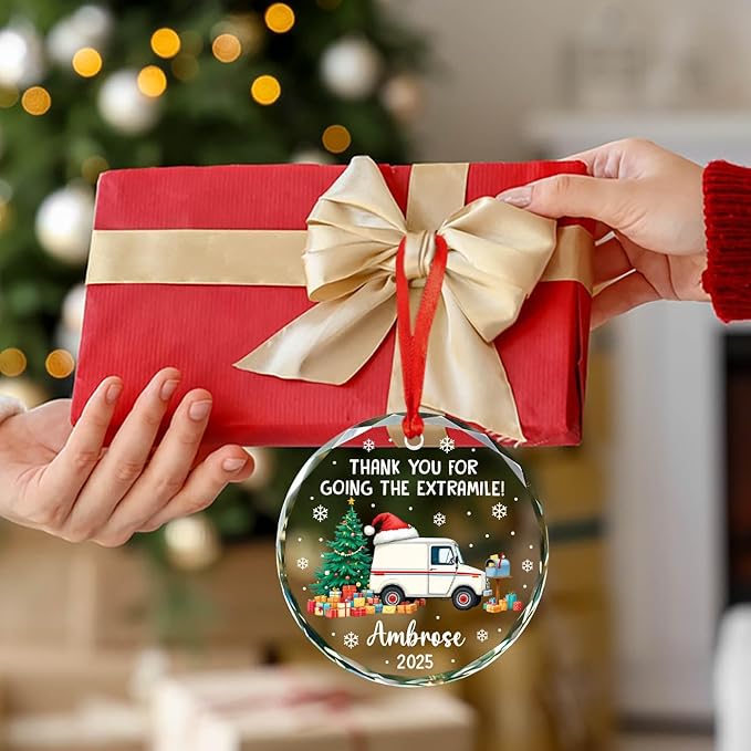 Personalized Mail Carrier Christmas Tree Ornament 2025, Thank You for Going The Extra Mile! Glass Ornaments for Postman, Postal Worker Christmas Keepsake Gifts, Mailman Xmas Ornament Custom Name