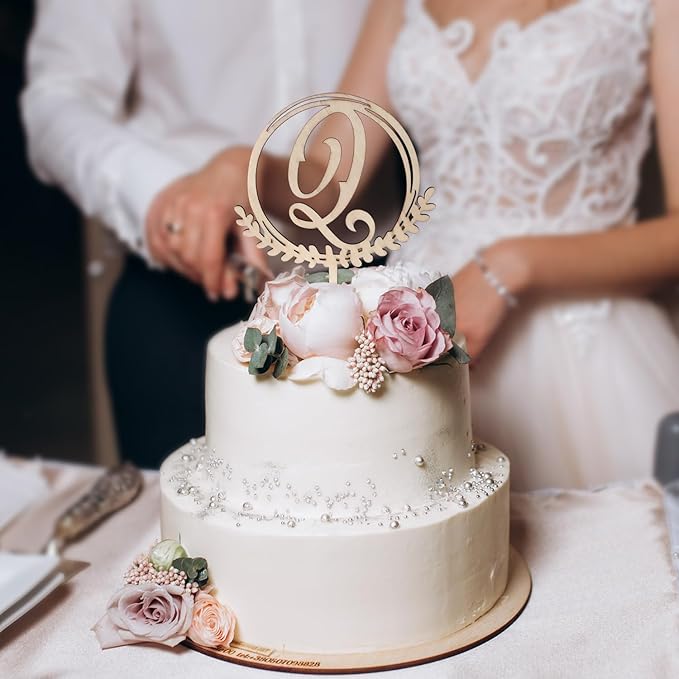 LINGTEER Personalized Inital Letter Q Wooden Cake Topper Perfect for Birthday Rustic Wedding Anniversary Keepsake Party Decoration