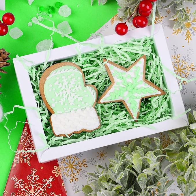 Uptotop 1/2LB Crinkle Cut Paper Shred Filler for Gift Wrapping Basket Filling, Birthday, Christmas, Thanksgiving, Wedding, Mother's Day (Green)