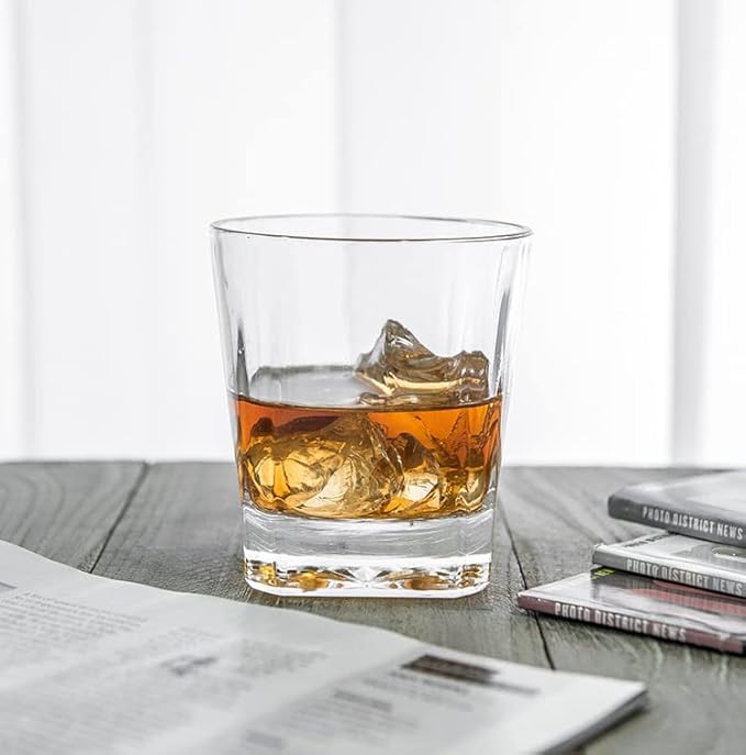 Whiskey Decanter Glasses Set Lead-Free Crystal Glass Scotch Tasting Cups Wine Bottle for Drinking Irish Whisky Bourbon Tequila tumbler (Square, 1 Decanter & 6 Glasses Set)