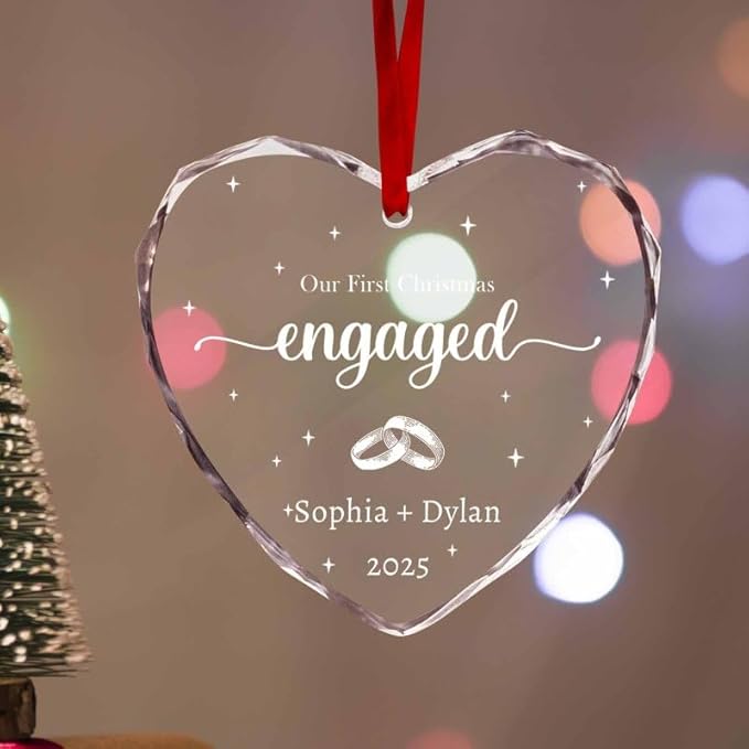 Personalized Crystal Glass Christmas Heart Ornaments Custom 2025 Name Ornament for Tree Decorations Customized First Christmas Engaged Tree Hanging Gifts for Lovers