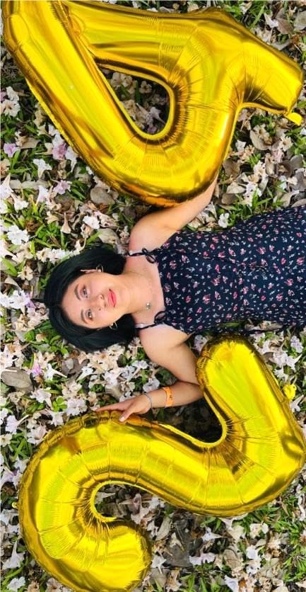 40 Inch Gold Large Number 4 Balloons, Giant Foil Number Four 14 24 34 40 44 Balloons, Gold Mylar Big Balloon for Anniversary Graduation Decorations