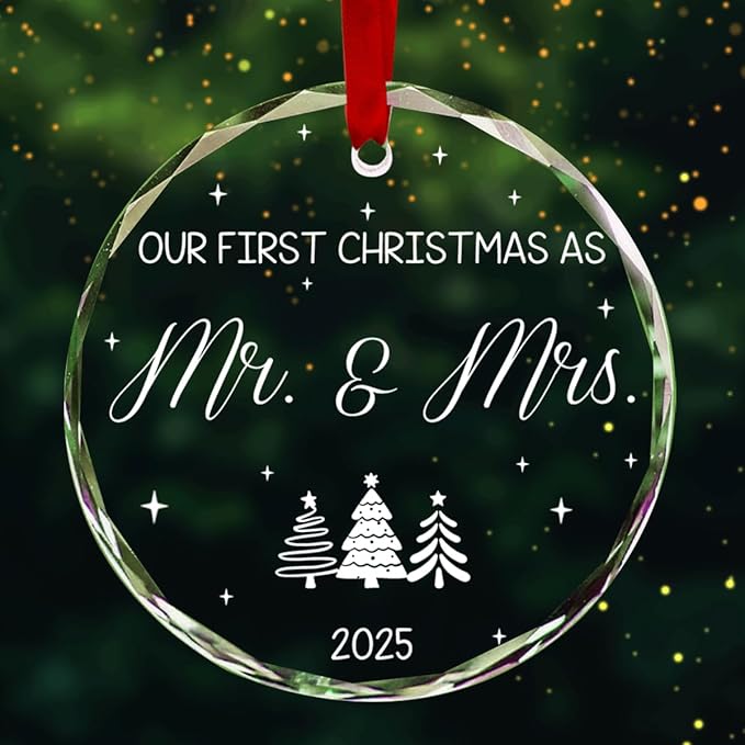 Personalized Round First Christmas Crystal Glass Ornaments Custom 2025 Name Ornament for Christmas Tree Decor Customized Xmas Tree Hanging Gifts for Family Wife Husband