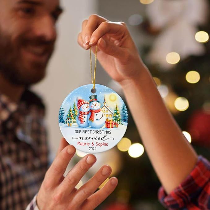 Personalized Our First Christmas Married Ornament 2025 - Custom Year & Names Couple Snowman Wedding Gift for Newlywed Husband Wife - Mr & Mrs Just Married Xmas Tree Decor