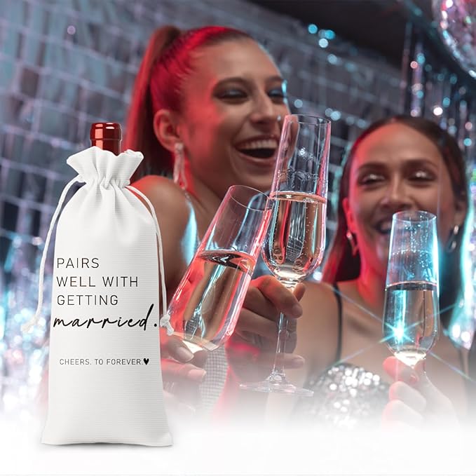 Married Wine Bag Married Gifts for Couples Mr Mrs Marriage Honeymoon Gift Wedding Party Decorations Getting Engaged Wine Bottle Bag Champagne Bottle Wraps Bags （White）