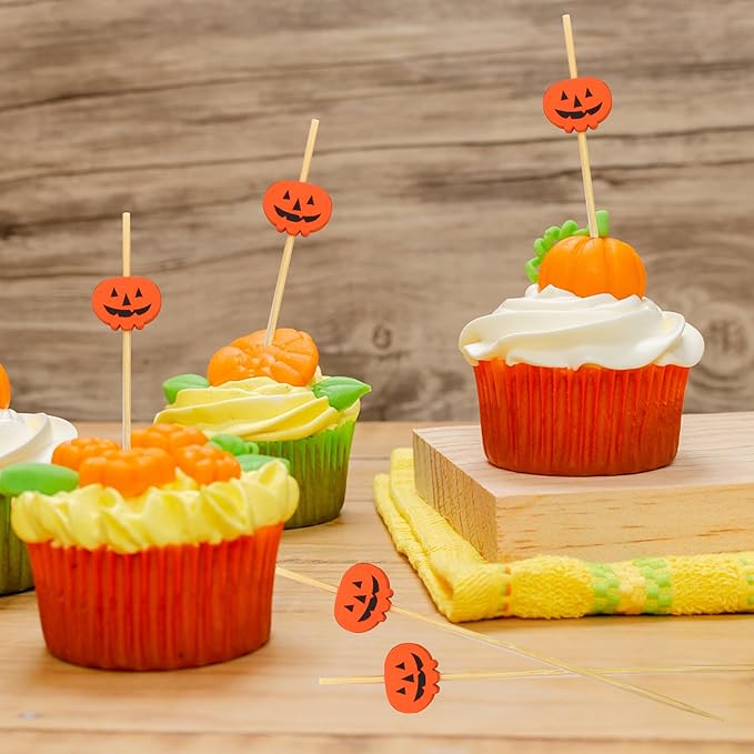 BLUE TOP 200PCS 4.7 Inch Halloween Pumpkins Bamboo Cocktail Picks Bamboo Toothpicks Fruit Picks for Home Party Appetizers Cocktail Decorations Charcuterie Board
