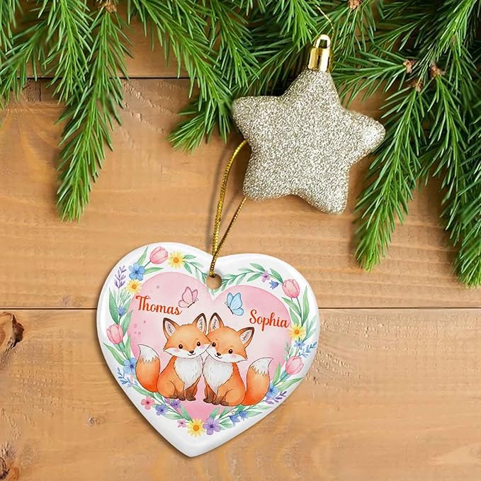 Cute Fox Couple Ornament Christmas 2025, Custom Names Foxes Lovers Ceramic Ornament Xmas, Animal Couple Keepsake Gifts for Couples Wedding Married, Personalized Mr & Mrs Fox Ornaments Xmas Tree