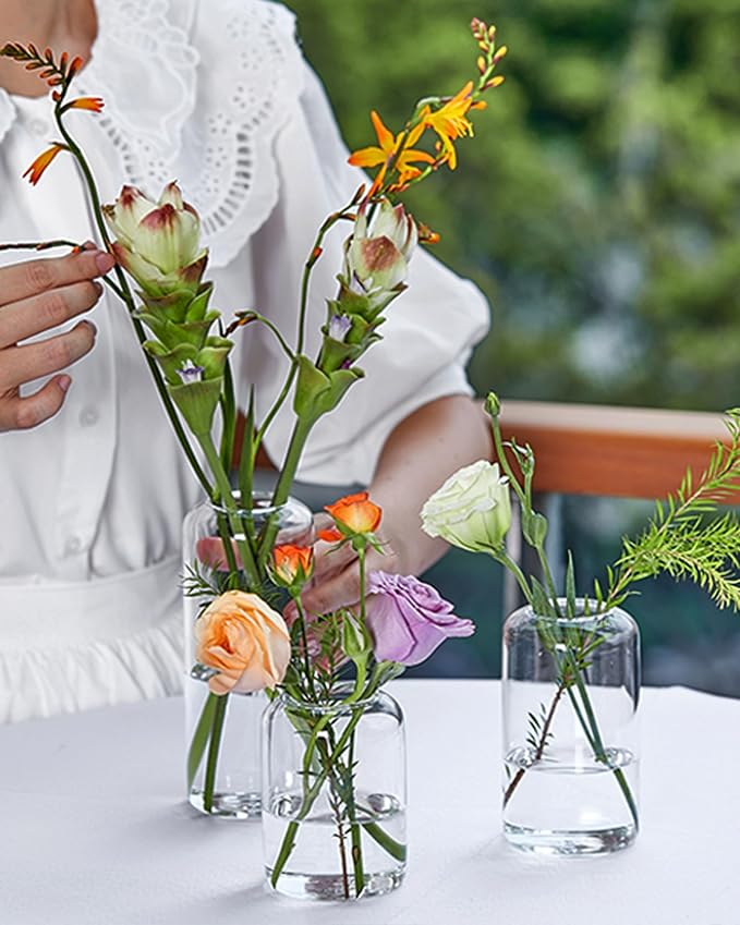 ZENS Bud Vases in Bulk Set of 16, Modern Small Glass Vases for Flower Clear Bud Vases for Wedding Centerpiece, Modern Blown Small Vase for Flowers, Wedding Party Events Decorative Home Decor