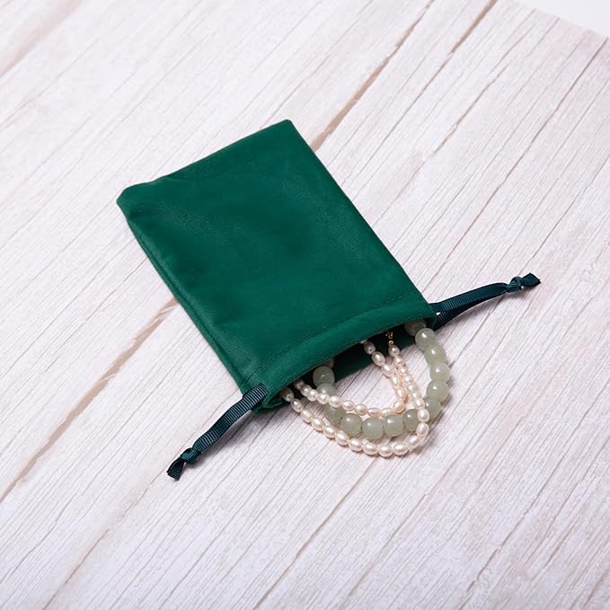 12pcs Forest Green Velvet Drawstring Bags 4x6 inches Small Velvet Cloth Gift Bags Jewelry Pouches for Bracelet Storage Wedding Party Favor Christmas