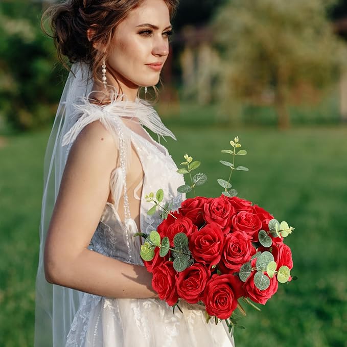 Tifuly 100 Pcs Red Roses Artificial Flowers Bulk, Realistic Long Stem Fake Silk Roses Bouquet for Wedding Centerpiece Table Vases Party Home Kitchen Decor