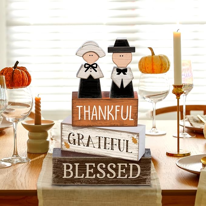 4 Pcs Thanksgiving Table Decoration Wooden Pilgrim Couple Decor Thanksgiving Tiered Tray Decor Fall Centerpiece Rustic Decorative Pilgrim Block Signs Gift Farmhouse for Home Kitchen