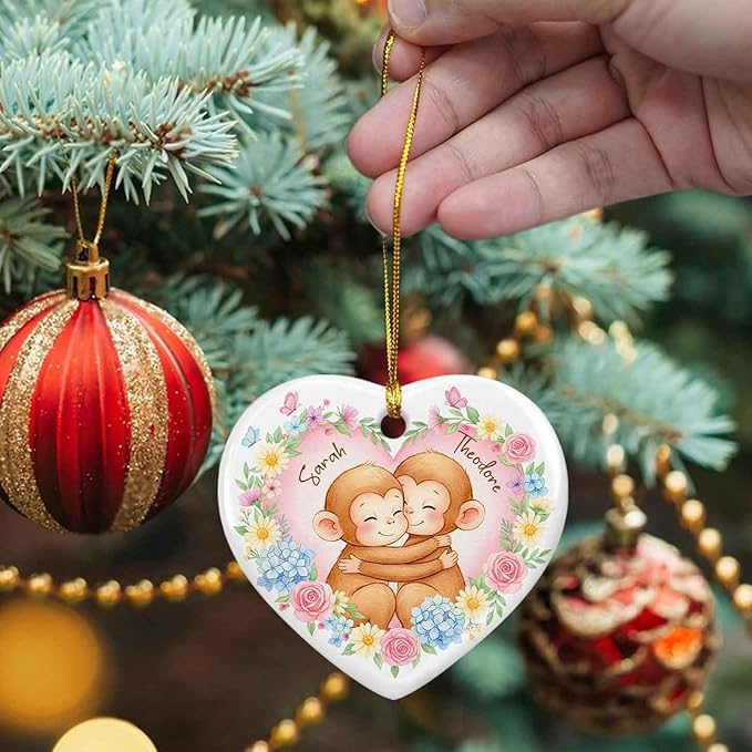 2025 Monkey Ornament Christmas Decoration, Custom Monkey Couple Together Ceramic Ornament with Names, Monkeys Flowers Keepsake for Newlyweds Valentine, Personalized Husband Wife Xmas Ornaments