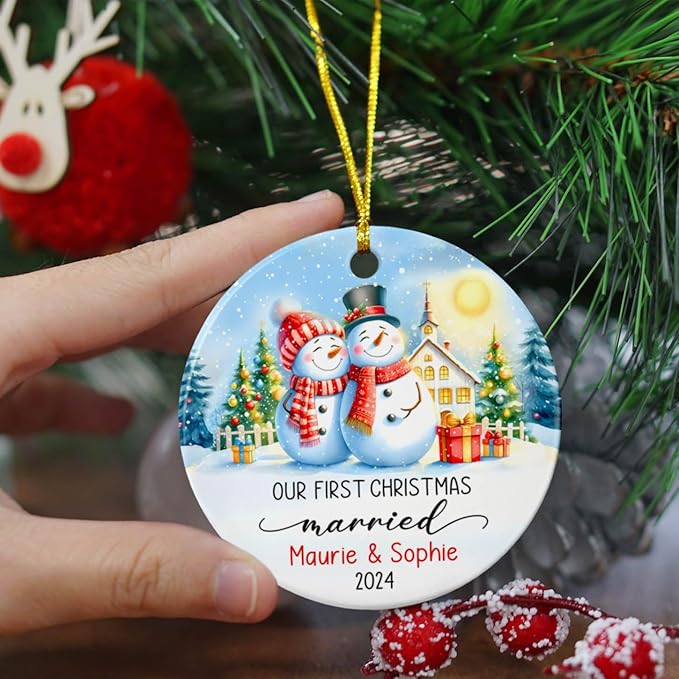 Personalized Our First Christmas Married Ornament 2025 - Custom Year & Names Couple Snowman Wedding Gift for Newlywed Husband Wife - Mr & Mrs Just Married Xmas Tree Decor