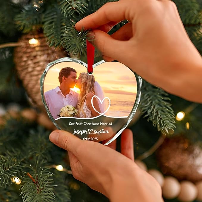 Personalized Crystal Glass Heart Ornaments Custom Christmas 2025 Name Ornament for Tree Decorations Customized Xmas Tree Hanging Gifts for Family Couple Loves