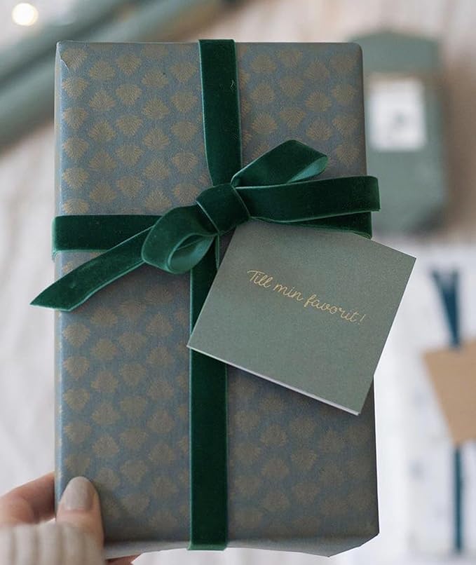 Dark Green Velvet Ribbon 5/8'' 25 Yards for Christmas Tree, Gift Wrapping, Flower Bouquet, Wreath Decorations, Bow Making