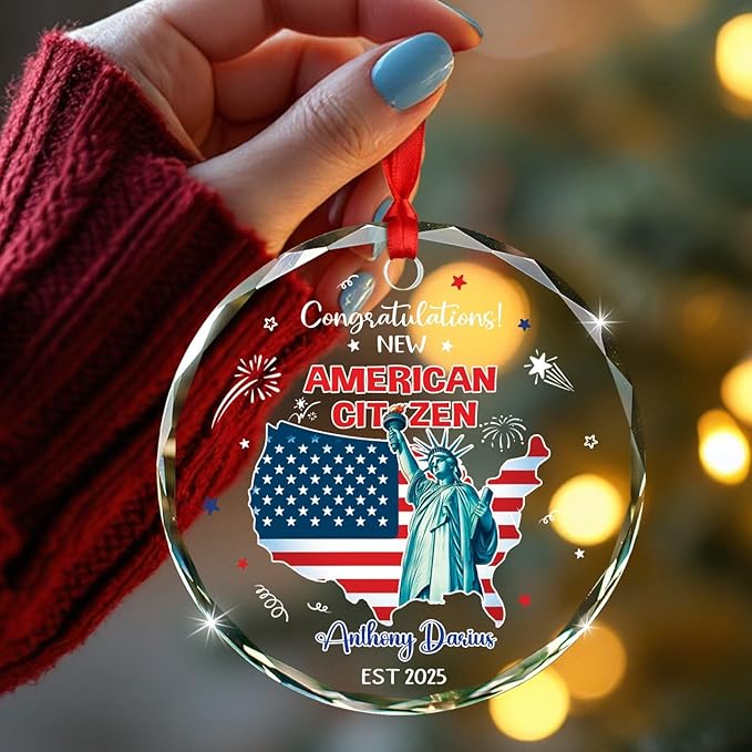 Personalized Congratulations New American Citizen Ornament Christmas 2025, Unique American Map & State of Liberty Ornaments Gift for New Us Citizen, Custom Year Name US Citizenship Glass Ornament