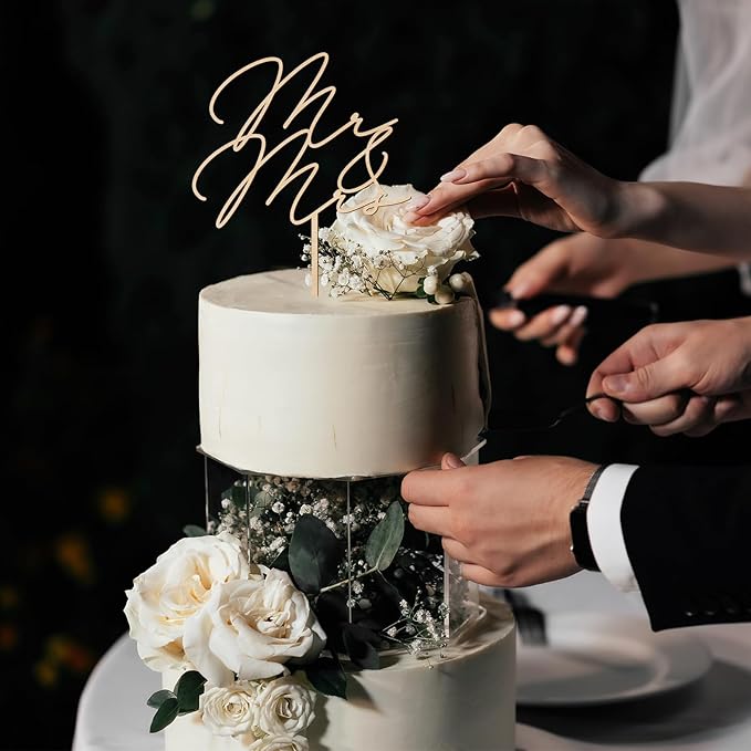 Mr & Mrs Wedding Cake Topper in Wood (Design 03)