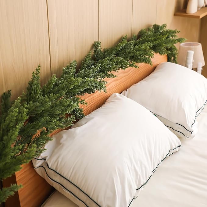 Dingion 1 PCS 9 ft Christmas Cedar Garland - Artificial Realistic Decorations Cedar Pine Needles Faux Garland for Seasonal Holiday Decor - Suitable for Table, Mantel, Stair