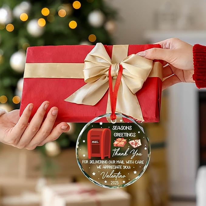 Personalized Thank You Mail Carrier Ornament Xmas 2025, Seasons Greetings Christmas Glass Ornament Gifts for Mailman Postal Worker & Driver, Custom Name & Year Mail Carrier Ornaments Xmas Tree Decor