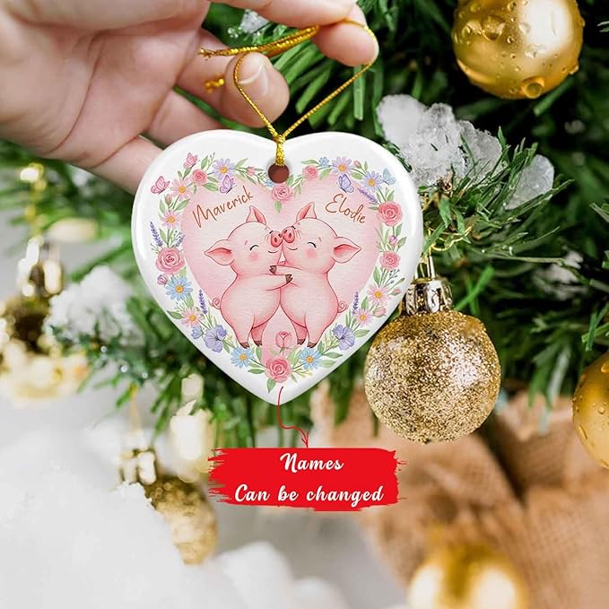 Pig Couple Ornament for Christmas Tree, Custom Names Piggy Mr & Mrs Ceramic Xmas Ornament, Animal Flowers Ornaments Gift for Pig Lovers Couples, Personalized Newlywed Keepsake Christmas 2025