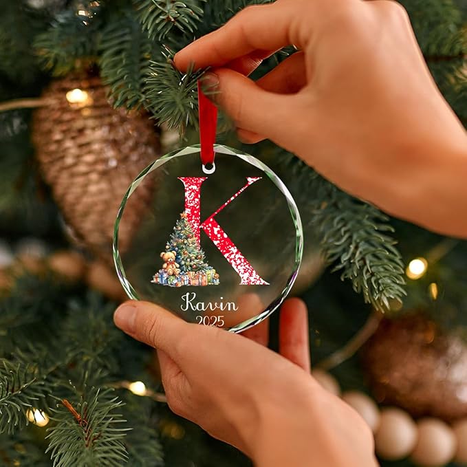 Personalized Round Christmas Crystal Glass Ornaments Custom 2025 Name Ornament for Christmas Tree Decorations Customized Xmas Tree Hanging Gifts for Family Friends