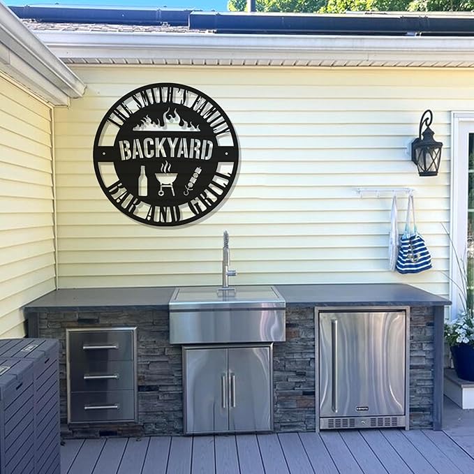 Personalized BBQ Grill Metal Sign – Outdoor Kitchen Wall Art, Backyard Barbecue Patio Decor, Custom Family Bar Name Plaque, Housewarming Gift for Dad, Grandpa, Husband, Father’s Day