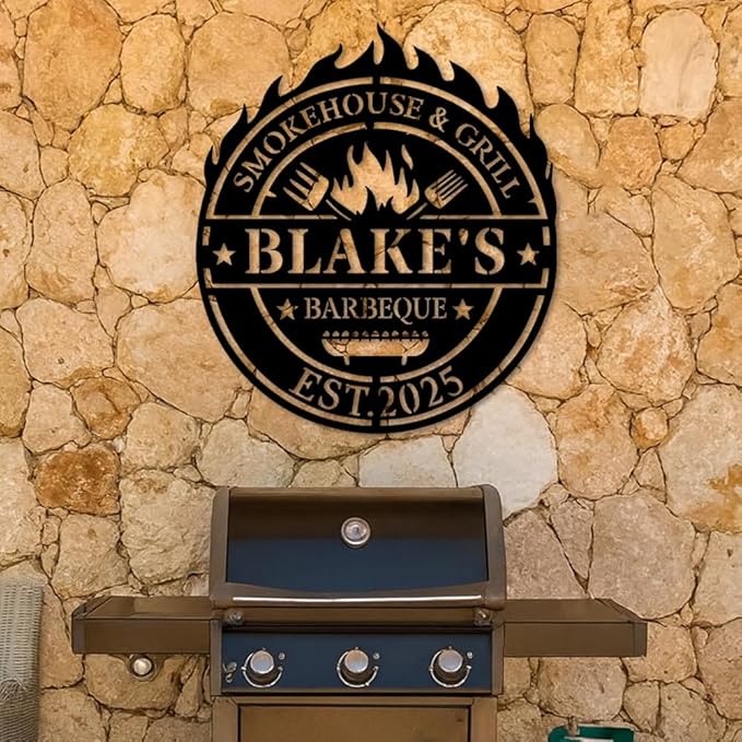 Custom BBQ Metal Sign, Personalized Smokehouse and Grill Barbeque Plaque with Fire and Utensils Design, Outdoor Patio Yard Wall Decor for Barbecue Lovers, Rustic BBQ Gift for Birthday Christmas