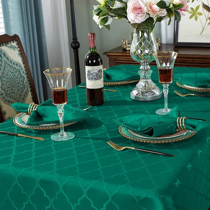 SASTYBALE Christmas Cloth Napkins 20 x 20 Inch, Flower Pattern 4 Pieces Solid Washable Comfortable Napkins for or Xmas Holiday Party Decor (Green, 20” X 20” Napkin)