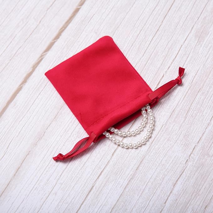 12pcs Red Velvet Drawstring Bags 3x4 inches Small Velvet Cloth Gift Bags Jewelry Pouches for Bracelet Storage Wedding Party Favor Christmas