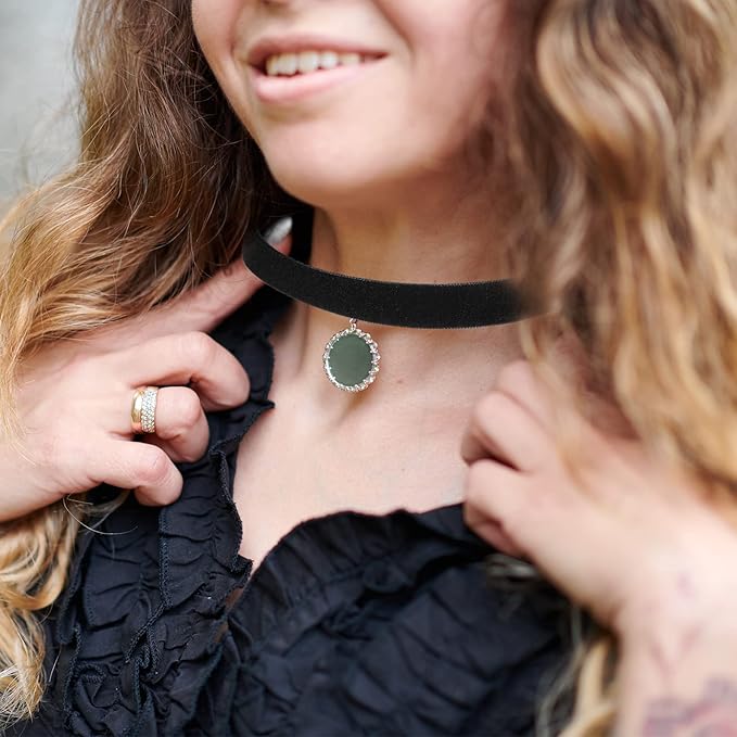 Yilloog 3/8'' 5/8'' 1'' 90 Yards Christmas Velvet Ribbon Vintage Satin Fabric Velvet Ribbon Roll for Christmas Tree Ornaments Decoration Gift Wrapping Bow DIY Crafts (Black)