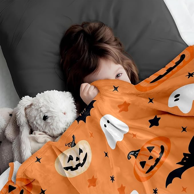 Halloween Flannel Throw Blanket – Ghost, Bat & Pumpkin Pattern – Orange Festive Blanket for Couch or Bed, W50 x L70in