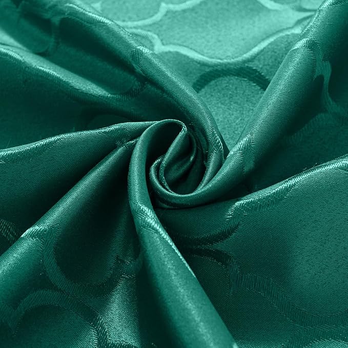 SASTYBALE Jacquard Christmas Tablecloth Flower Pattern Polyester Christmas Table Cloth Spill Proof Wrinkle Resistant Table Cover for Xmas Holiday Party Decor (Rectangle, 52" x 70" (4-6 Seats),Green)