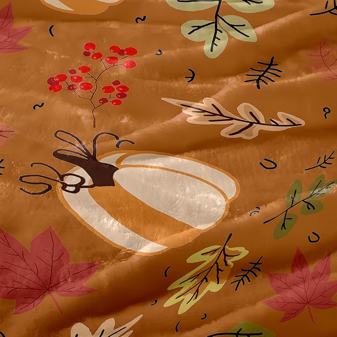 Autumn Harvest Flannel Throw Blanket – Fall Pumpkin and Leaf Pattern – Soft and Cozy Blanket for Sofa or Bed, W50 x L70in