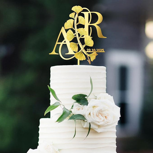 Personalized Fall Wedding Cake Topper in Acrylic Custom Bride and Groom Initial Cake Topper Wedding Date Cake Decoration (Gingko leaves)