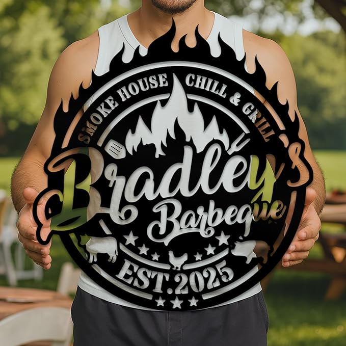 Custom Bradley’s Barbeque Metal Sign, Personalized Smoke House Chill & Grill Wall Art, Outdoor Kitchen Backyard BBQ Décor, Custom Name Established Sign Gift for Dad, Grandpa, Husband