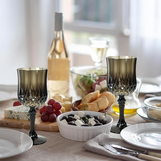 12 Pcs Black Wine Glasses, Plastic Goblets Vintage Style Cordial Drinking Glasses, Vintage Black Drinking Glasses Champagne Glassware for Wedding Reception Grand Event Party, 7Oz