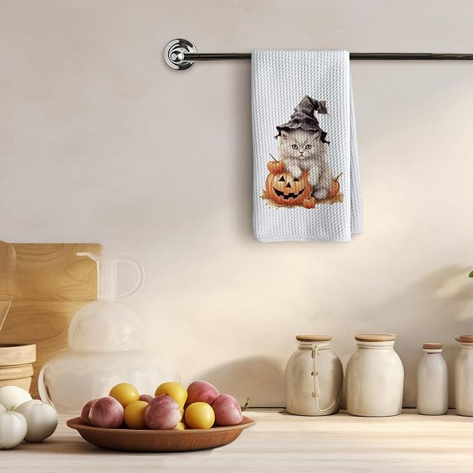 TNUW Halloween Cat Kitchen Towel - 16X24In, Halloween Cat Pumpkin Towels for Kitchen Bathroom Decor, Fall Autumn Animal Decorative Hand Towel for Bathroom Decor