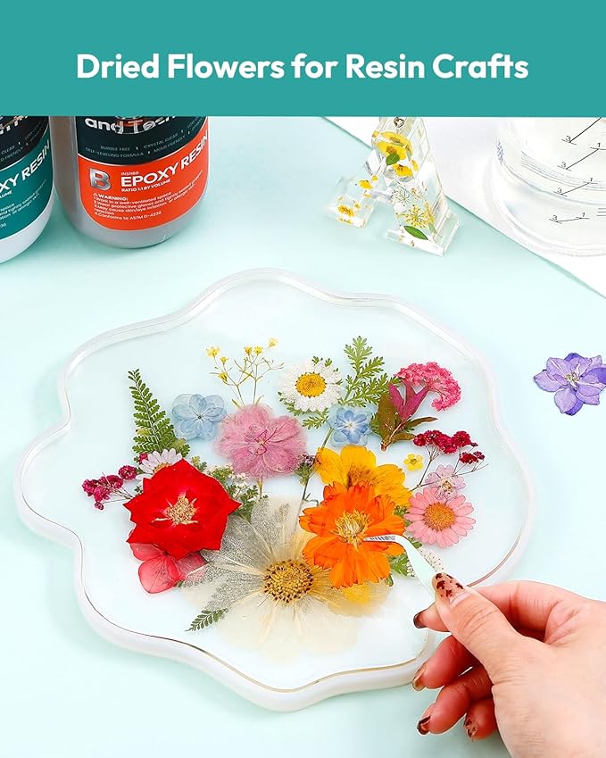 Dried Flowers, Resiners 100Pcs Pressed Flowers for Craft Retro Style Real Natural Dried Flowers Dry Leaves Kit for DIY Making Crafts Resin Soap Candle Scrapbook Supplies Card Making Jewelry