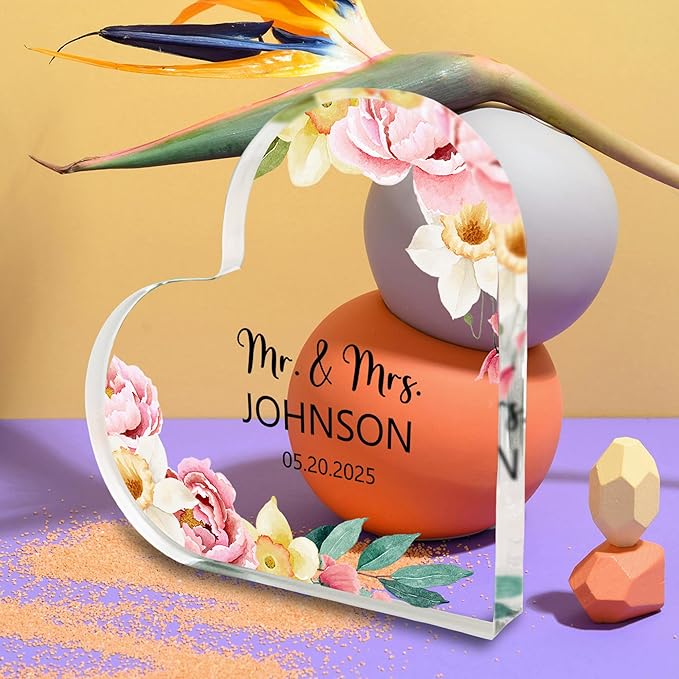 Custom Wedding Heart Acrylic Plaque,Mr & Mrs Cake Topper,Personalized Wedding Keepsake/Gift/Sign (Style 1)