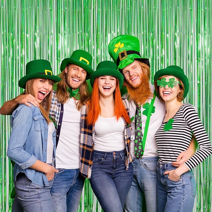 Melsan Foil Curtain Backdrop, 2 Pack 3.2 ft x 8.2 ft Tinsel Foil Fringe Curtains, Sparkle Metallic Foil Fringe Curtains for St Patricks Day Decorations Photo Booth Props Decoration, Green