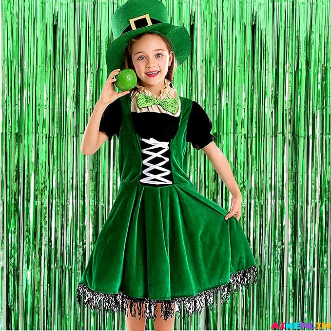 4 Pack 3.2Ft x 9.8Ft Green Foil Fringe Curtain Backdrop, Metallic Tinsel Foil Fringe Streamers Curtains for Party, Photo Booth Props, Birthday, Wedding, Christmas Party Decoration Supplies