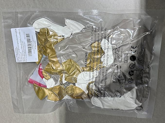 White and Gold Balloon Arch Kit Nude White Beige Balloon Garland With Metallic Gold Party Helium Balloons Neutral Cream Balloon for Boho Wedding Baby Shower Bridal Engagement Birthday Decor