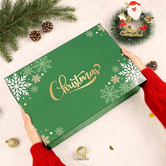 BLK&WH Christmas Gift Box 13.5x9x4.1 Inches, Green Large Collapsible Gift Box with Magnetic Lid (Green, Snowflake)