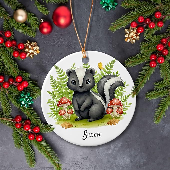 Skunk Keepsake Ornament 2025, Personalized Cute Skunk Ceramic Ornament for Christmas, Skunks Animal Lover Xmas Decoration, Custom Name Animal Enthusiast Keepsake Ornaments, Animals Gift for Men Women