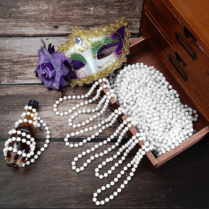 SHAOQINLIN 30 PCS White Bead Necklaces, 33" White Mardi Gras Christmas Beads Necklace, 4th of July Necklaces, Parade Throws Accessories for Christmas Independence Day New Year Party Favors