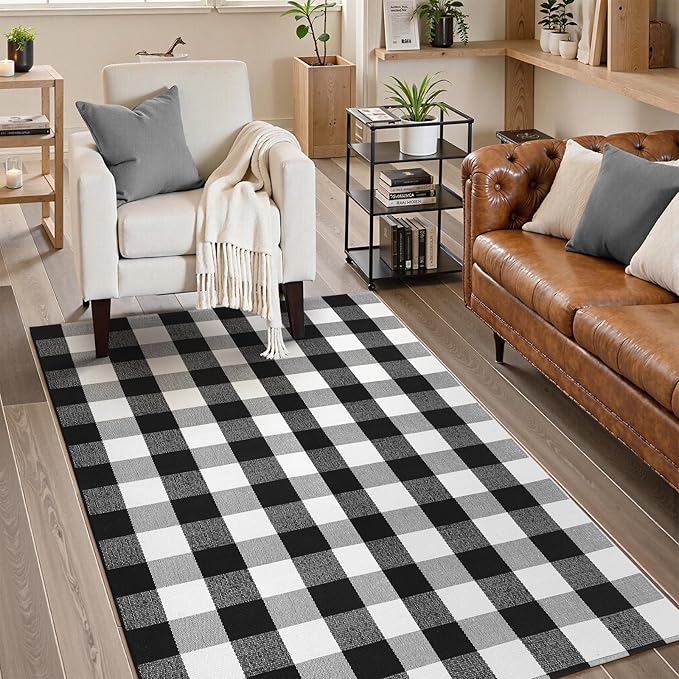 KIMODE Buffalo Plaid Rug 4'x6'Black and White Checkered Rug Farmhouse Cotton Hand-Woven Patio Rug Indoor Outdoor Area Rug Washable Floor Carpet for Front Door Front Porch Living Room