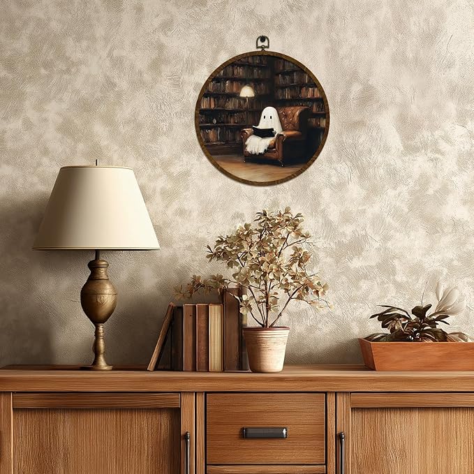Funny Halloween Ghost Round Wall Art,Gothic Canvas Wall Hanging Decor, Spooky Farmhouse Vintage Round Wall Art for Bedroom Living Room Entryway, Rustic Ghost Gothic Wall Decor,Gift for Halloween 10x10Inch (Dark-Ghost01)