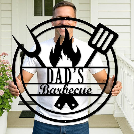 Custom BBQ Grill Name Sign - Personalized Outdoor Kitchen Metal Sign - Backyard Barbecue Hanging Decor - Man Cave Accessories for Dad, Grandpa, Husband - Patio Party Sign