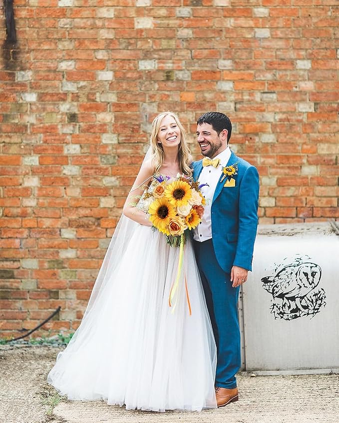 Sunflower Artificial Flowers Yellow Fake Flower Bouquet Box Set for DIY Bridal Wedding Shower Decorations Party Table Centerpieces Cake Decorating Silk Floral Arrangement for Home Decor Indoor