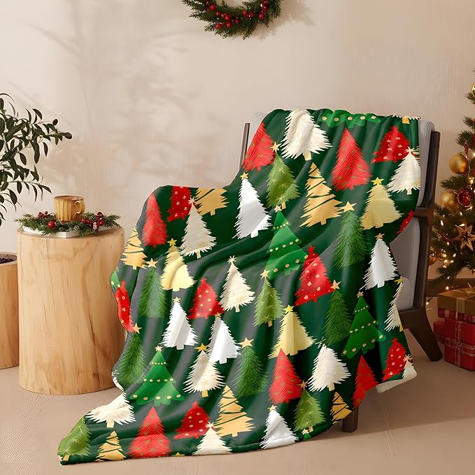 Christmas Fleece Throw Blanket – 300GSM Soft and Cozy Holiday Blanket for Sofa, Bed, Couch – Xmas Decorative Flannel Blanket, W50 x L70in